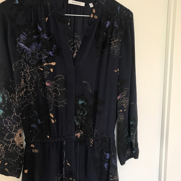 Babaton Dresses & Skirts - Navy Floral Dress Babaton Dresses & Skirts - Navy Floral Dress